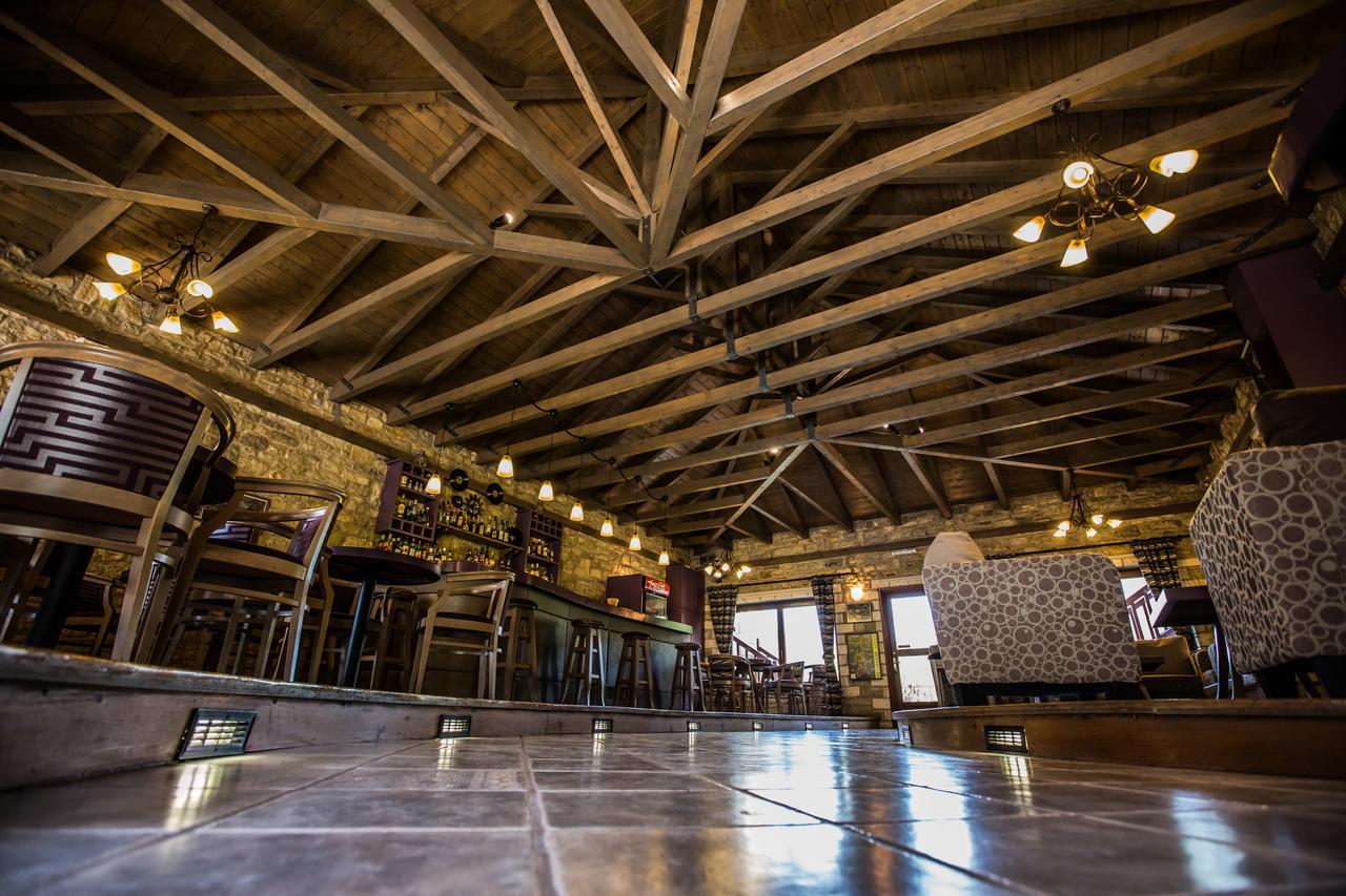 Village Inn Ano Chora Exterior photo